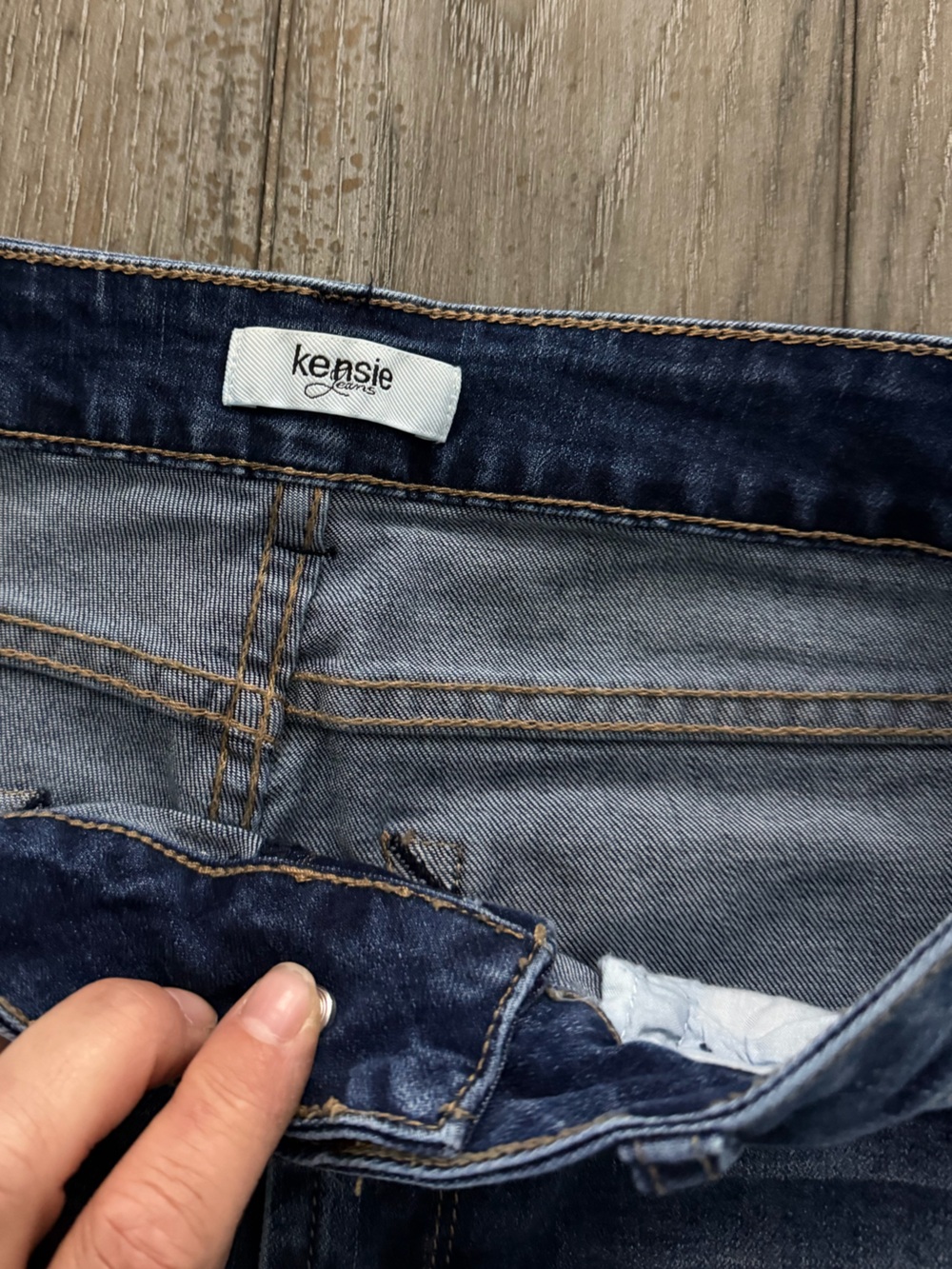 Kensie Dark Blue Cropped Jeans with Floral Embroidery - Picture 5 of 11